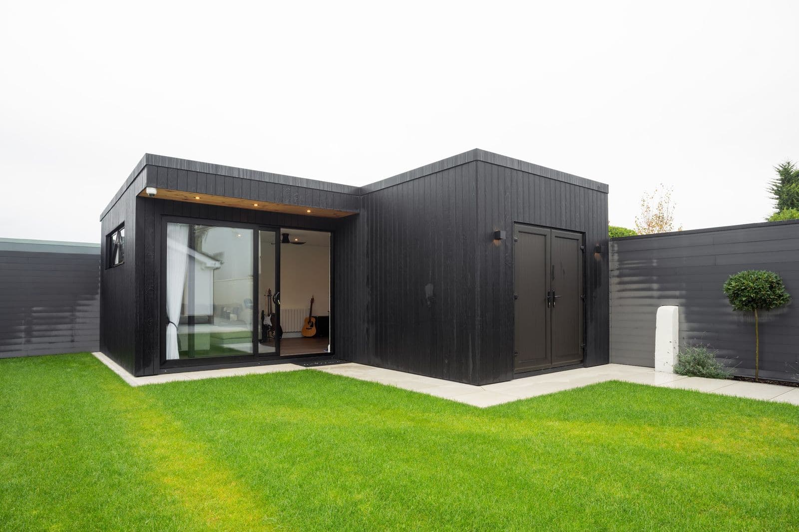 Multipurpose Garden Office with Teen Room and Storage Room, Dublin 9 — photo 4