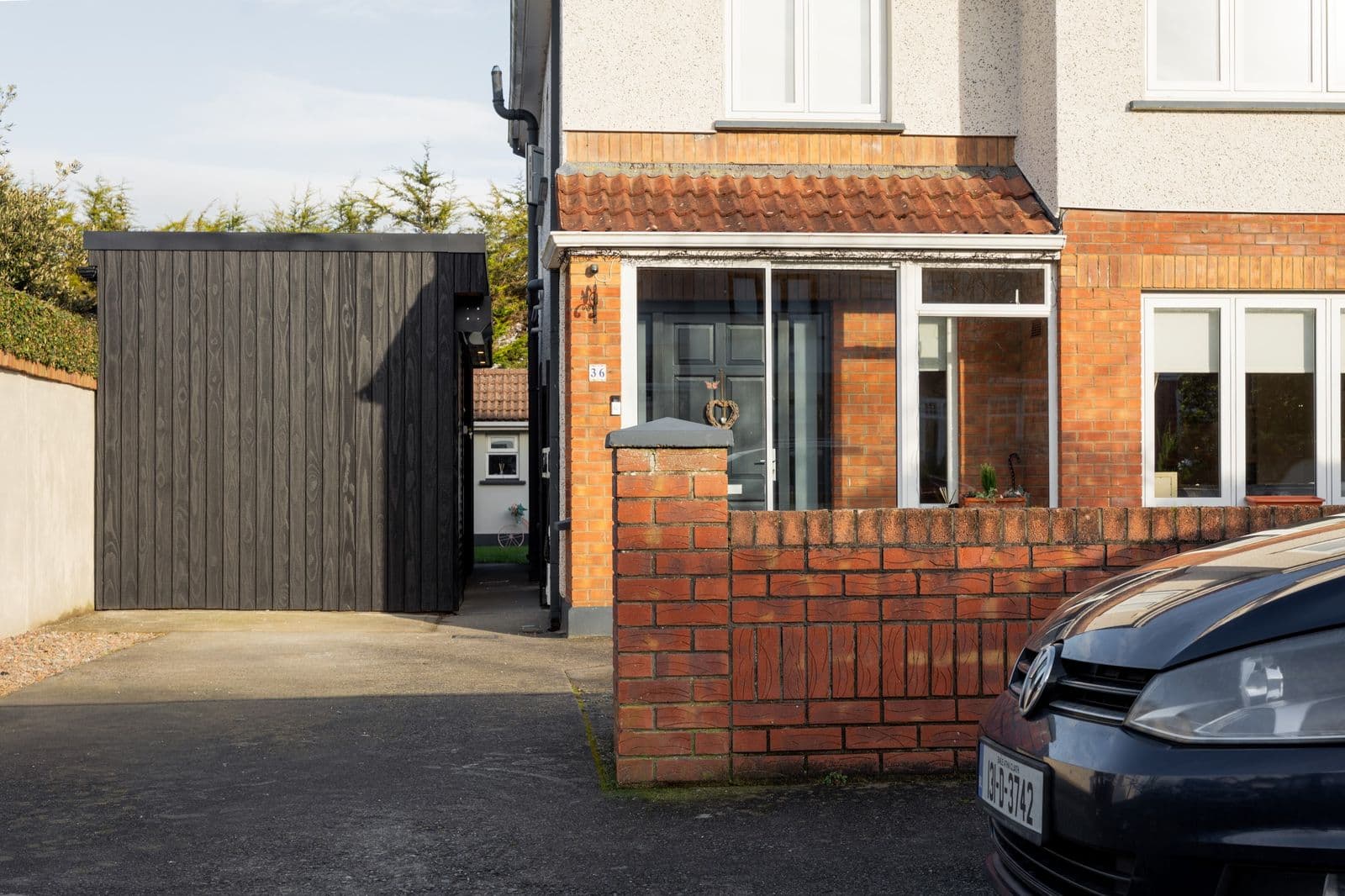Multi-Purpose Garden Room and Bedroom with Modern Ensuite and Integrated Shed, Lucan, Co. Dublin — photo 2