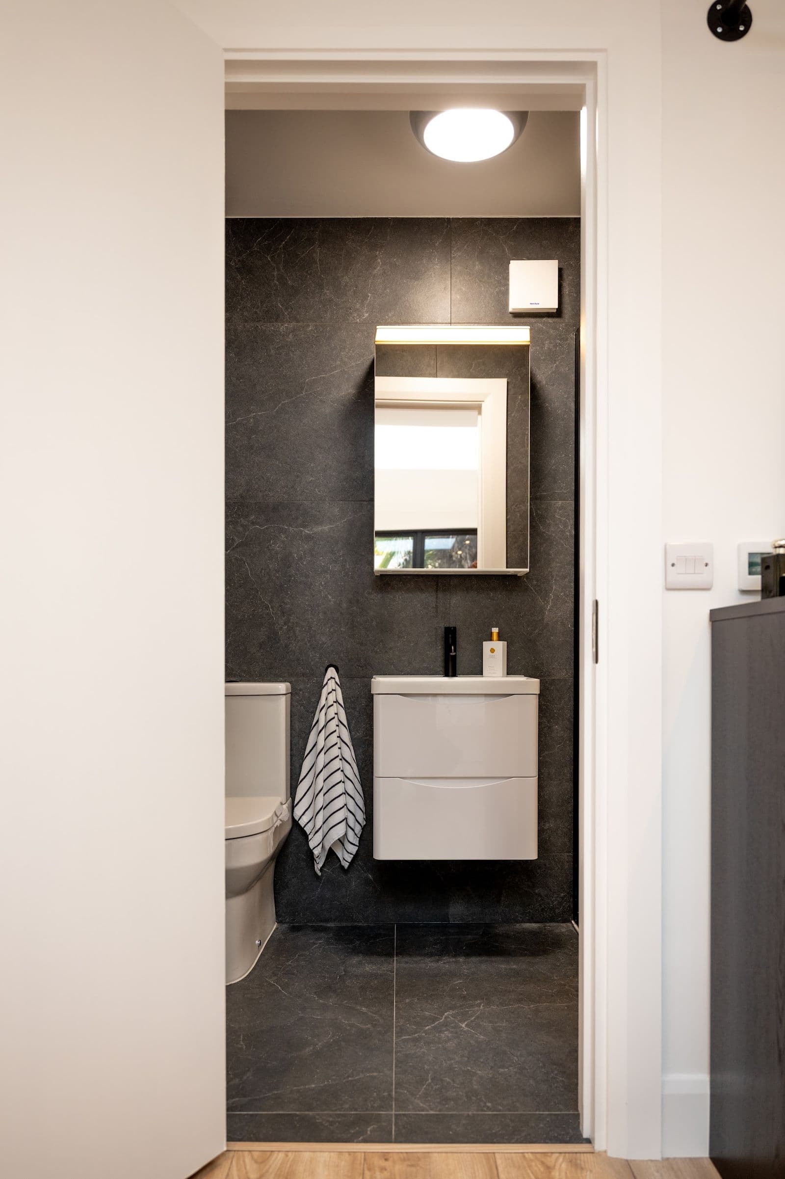 Multi-Purpose Garden Room and Bedroom with Modern Ensuite and Integrated Shed, Lucan, Co. Dublin — photo 3