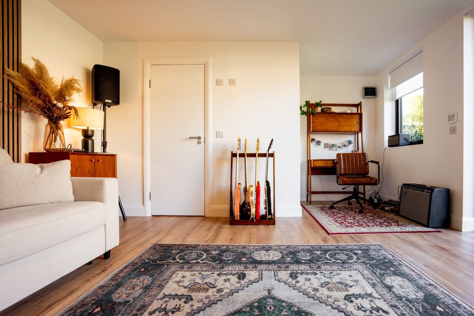 Soundproof Music Studio & Entertainment Garden Room with Ensuite, Dublin 9 — photo 3