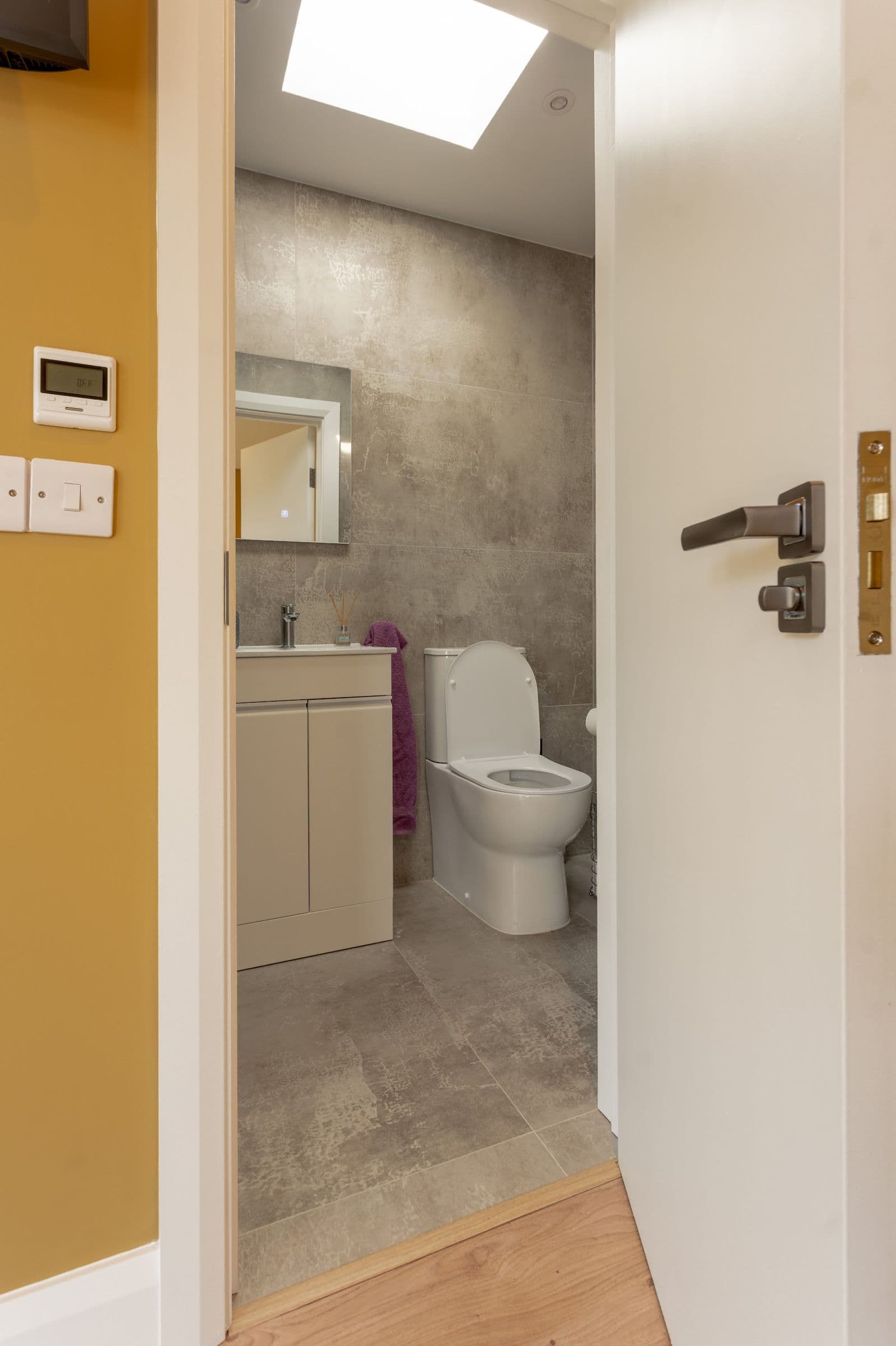 Teenage Retreat Garden Room with Ensuite, Celbridge, Co. Kildare — photo 2