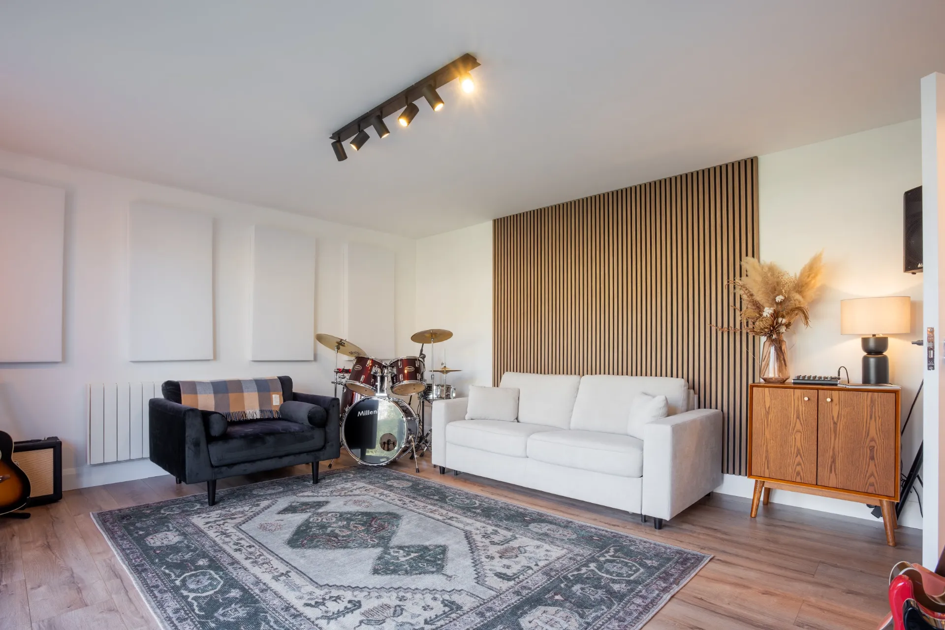 Multi-Purpose Garden Living Room