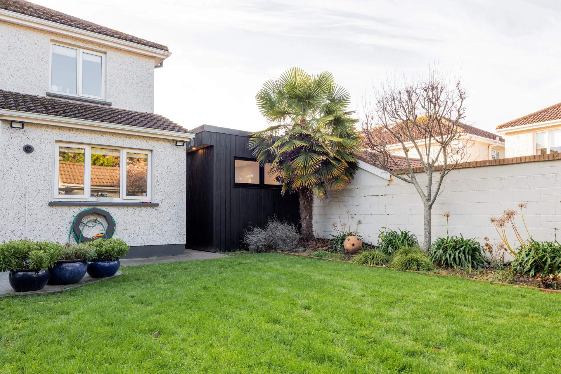 Multi-Purpose Garden Living Room