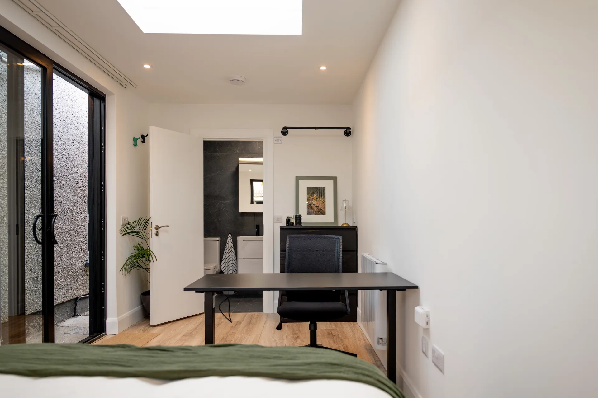 Multi-Purpose Garden Living Room